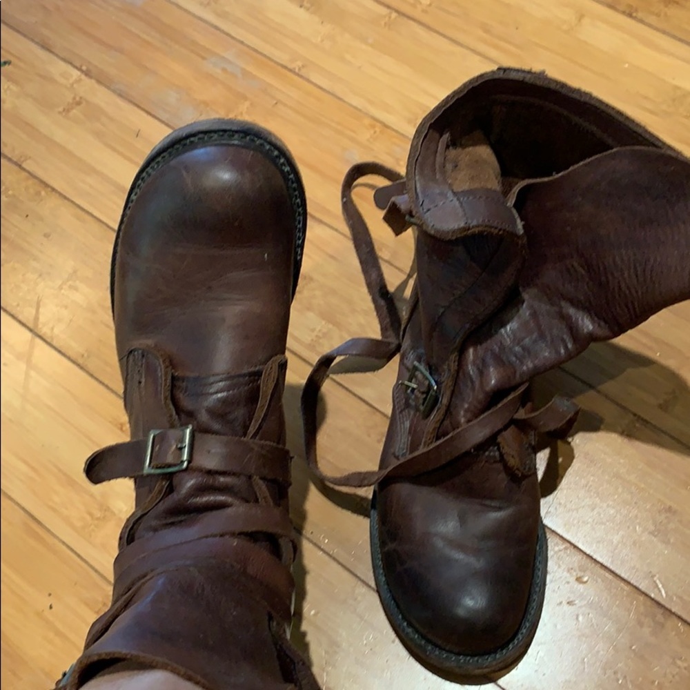 Super comfortable vintage brand boots